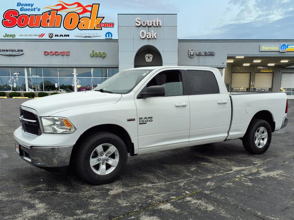 2020 Ram 1500 Classic SLT photo 4