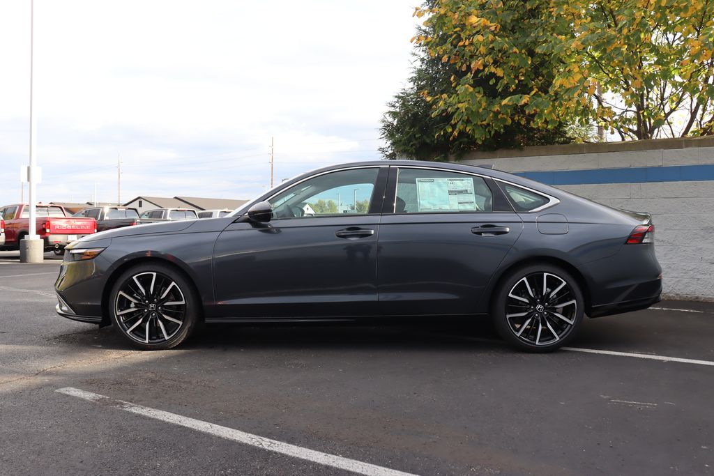 2025 Honda Accord Touring photo 2