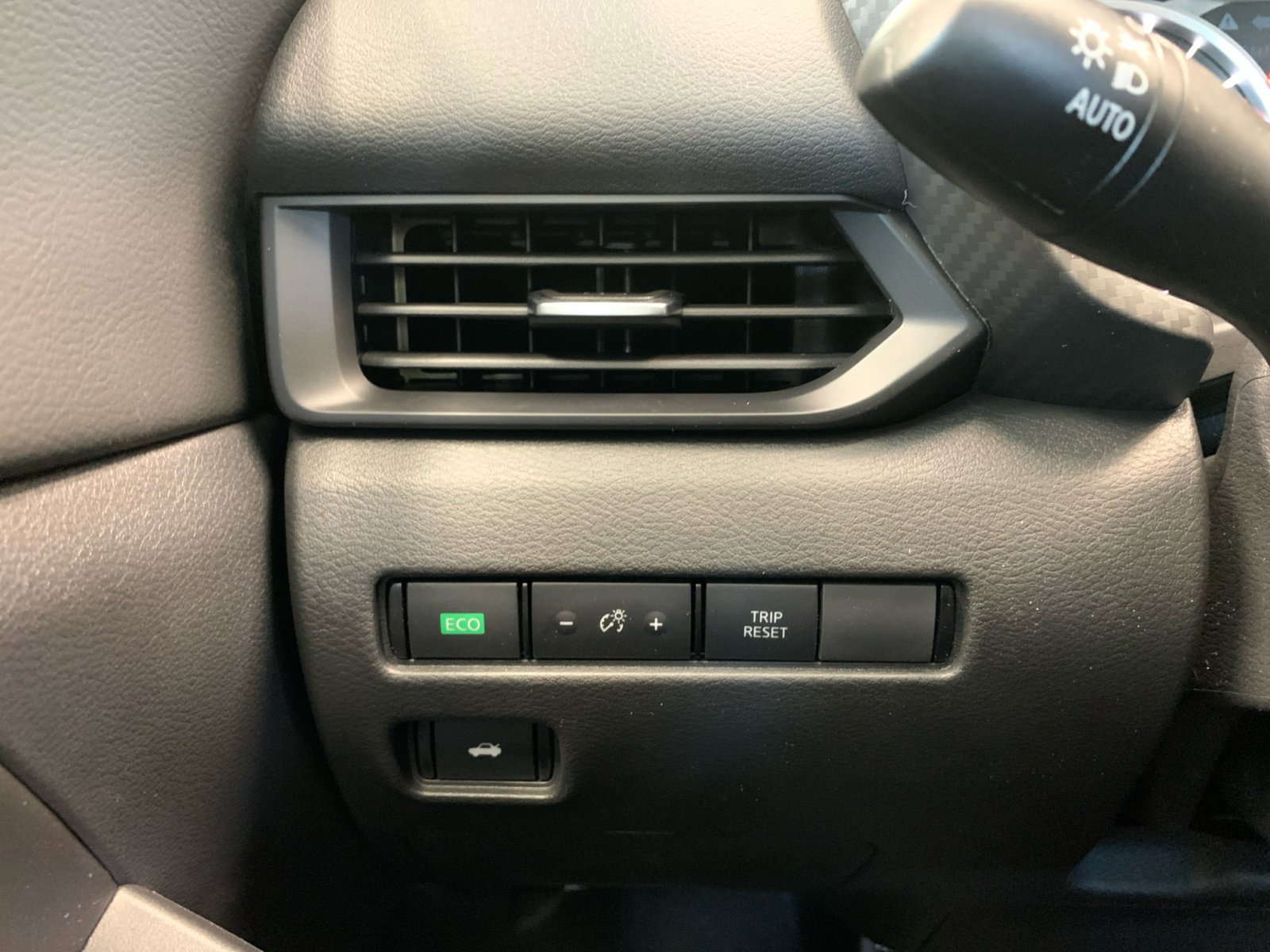 2025 Nissan Sentra S photo 22
