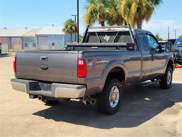 2011 Ford F-250 photo 5