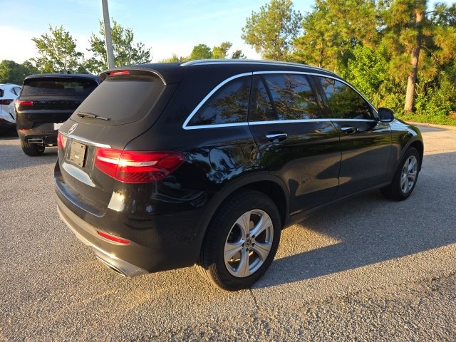 2018 Mercedes Benz GLC 300 photo 4