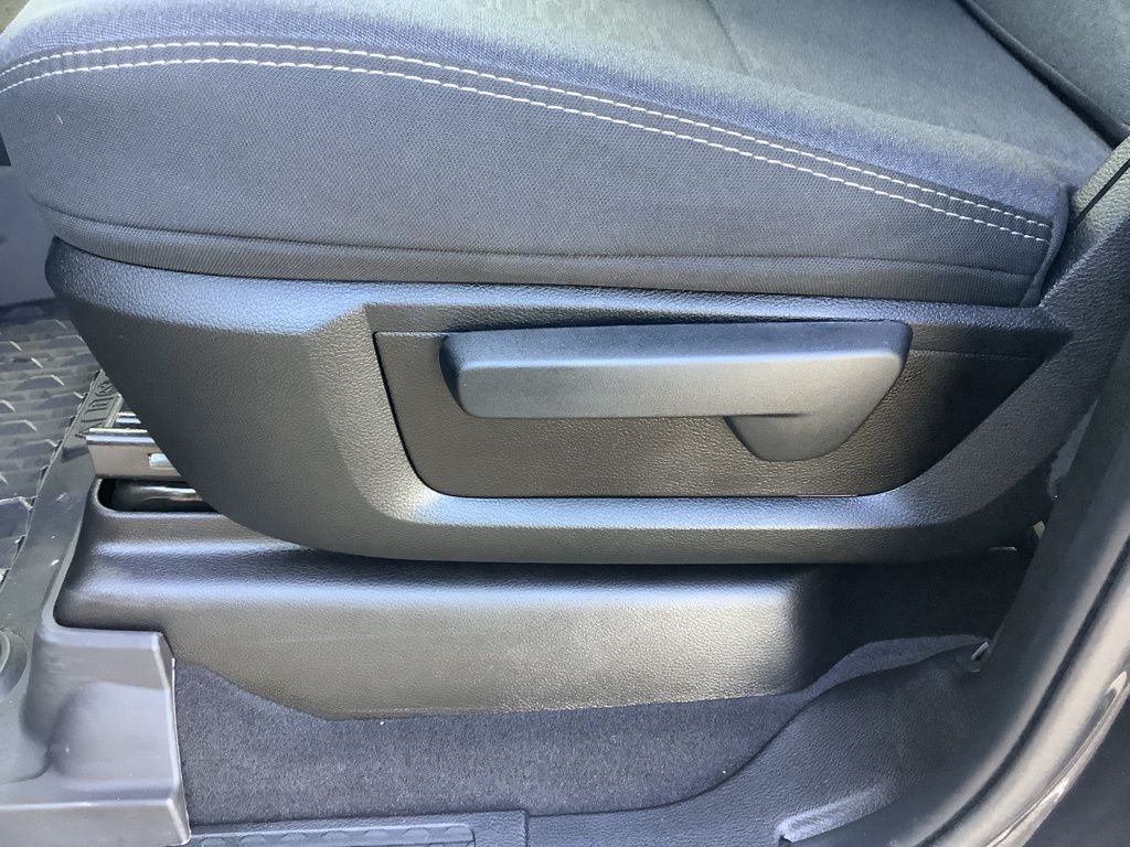 2025 Ram 2500 Tradesman photo 27