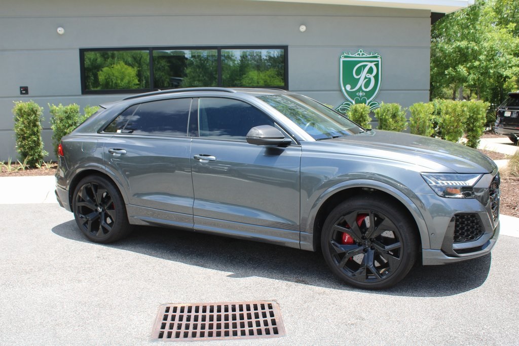 2020 Audi RS Q8 photo 2