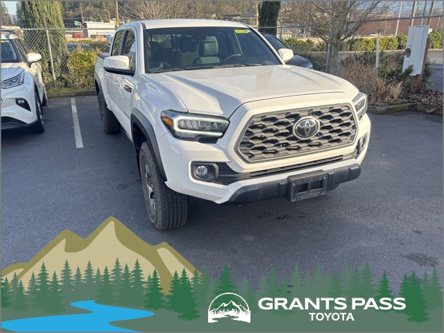 2023 Toyota Tacoma TRD Off Road's photo