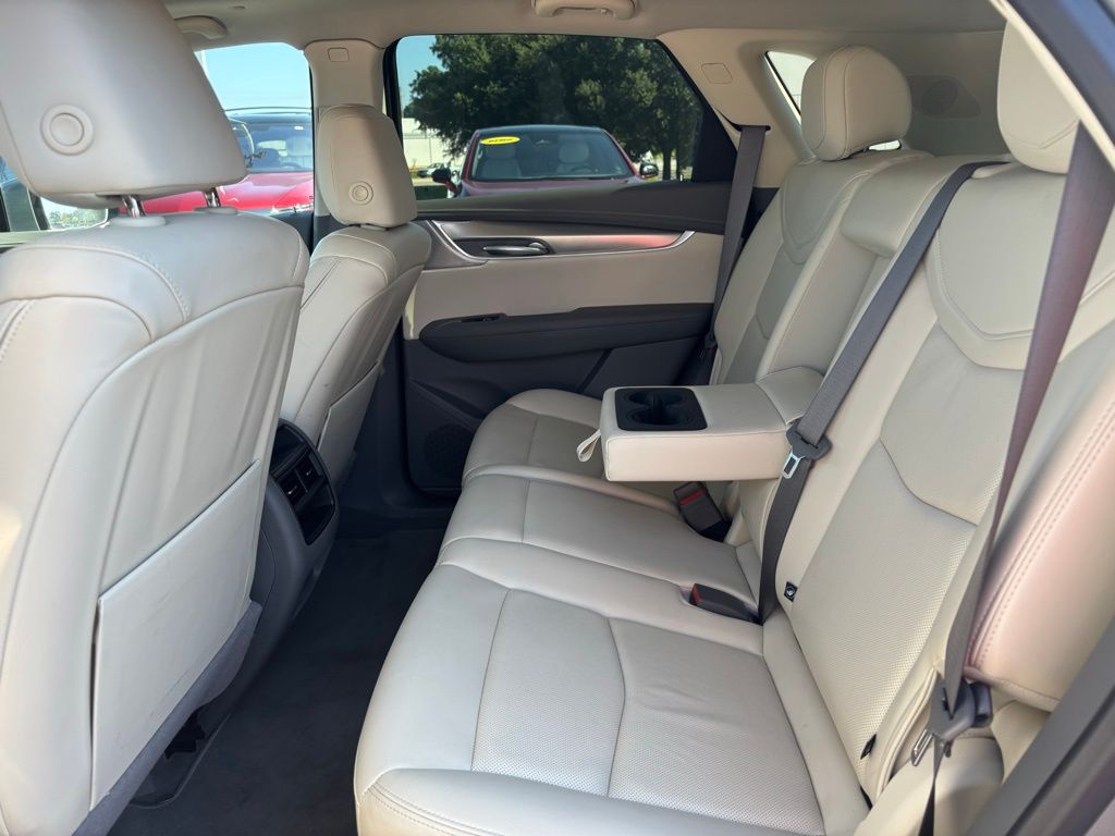 2025 Cadillac XT5 Premium Luxury photo 5