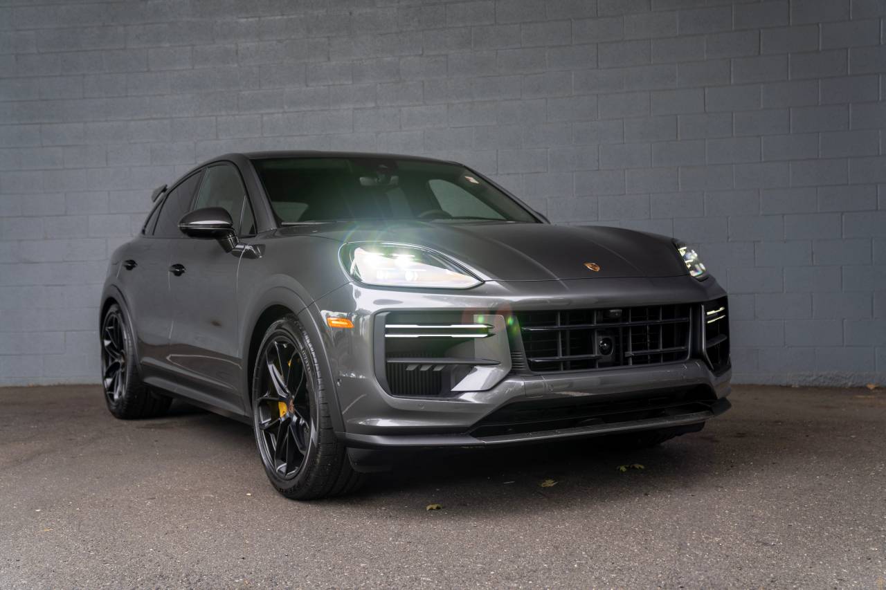 2025 Porsche Cayenne Turbo GT photo 13