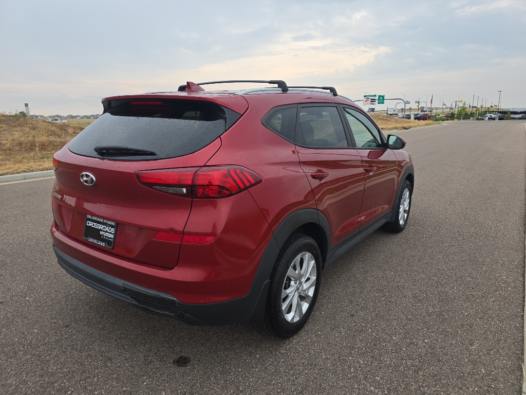 2021 Hyundai Tucson Value photo 2