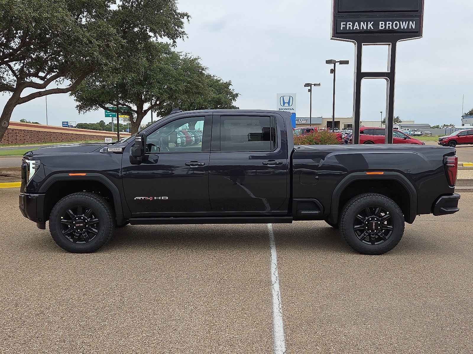 2025 Gmc Sierra 2500 HD AT4 photo 2