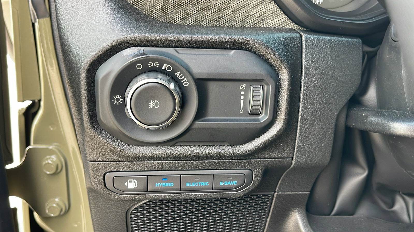 2025 Jeep Wrangler 4xe Willys photo 26
