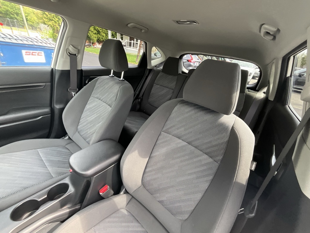 2023 Kia Seltos LX photo 11