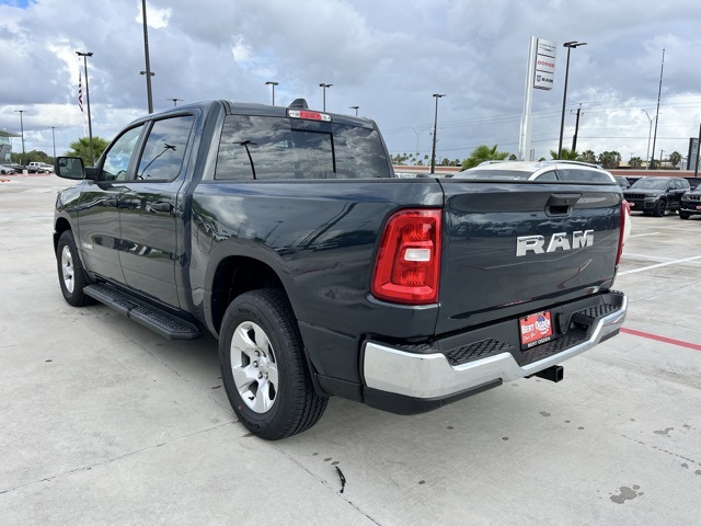 2025 Ram 1500 Tradesman photo 5