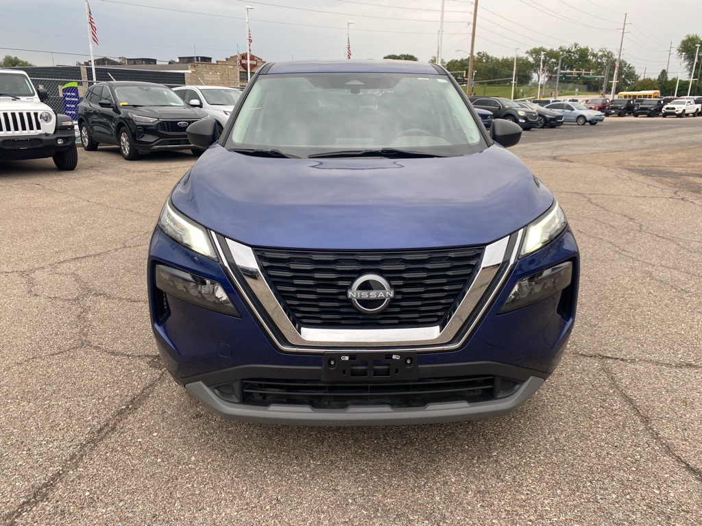 Used 2023 Nissan Rogue S with VIN 5N1BT3AA3PC817783 for sale in Kansas City