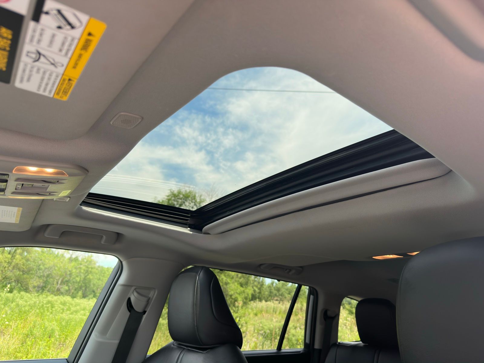 2024 Toyota Highlander XLE photo 15