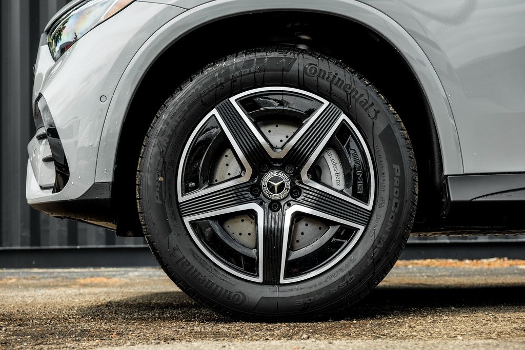 2025 Mercedes Benz GLC 350e 4MATIC photo 2