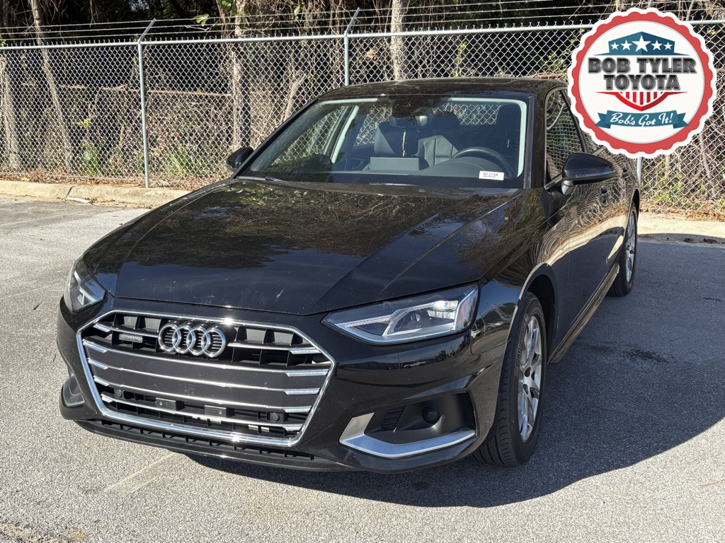 2022 Audi A4 Premium's photo