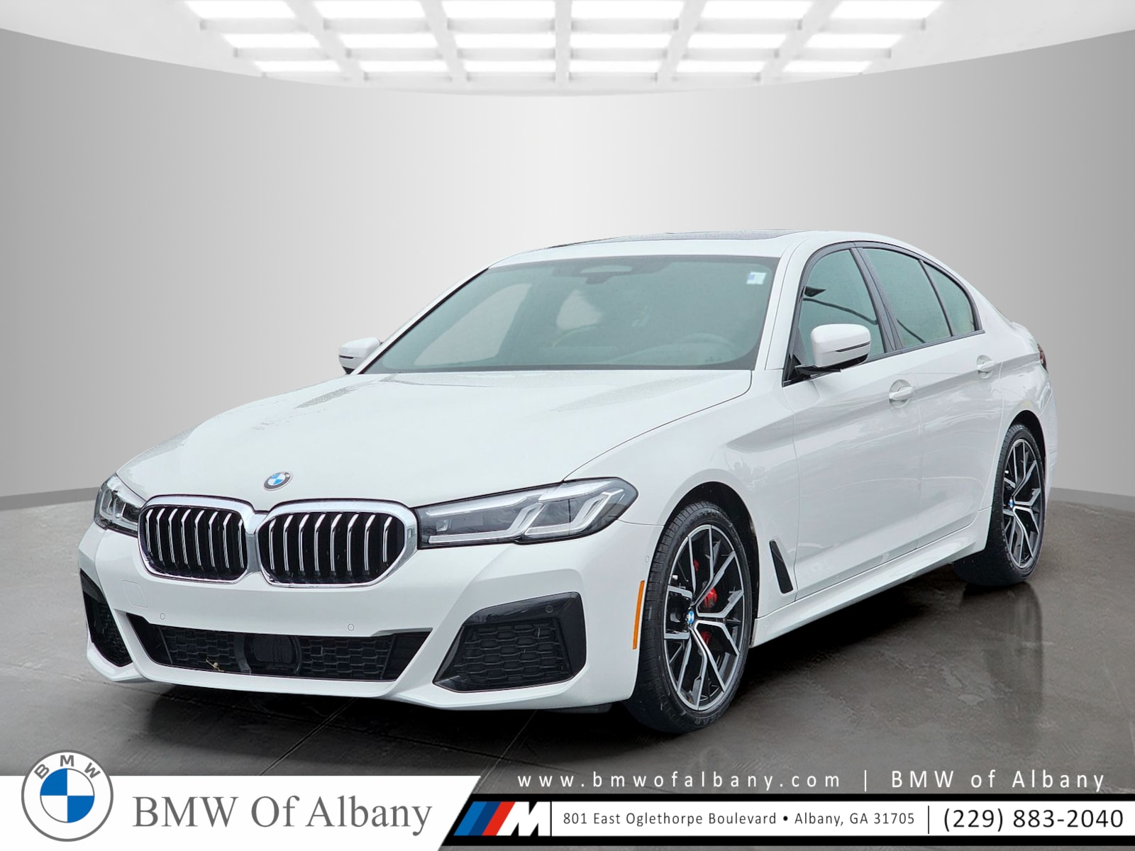 2022 BMW 5 Series 530i's photo