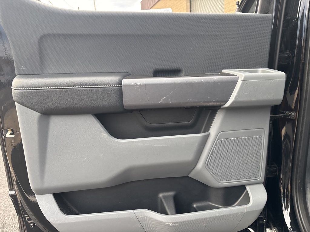 Used 2022 Black Ford XLT image 22