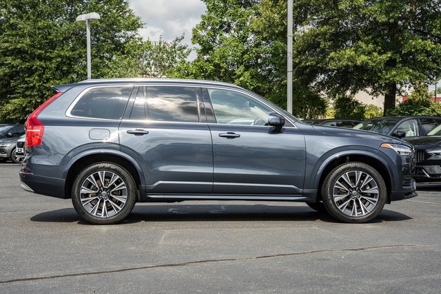 2022 Volvo XC90 T6 photo 2