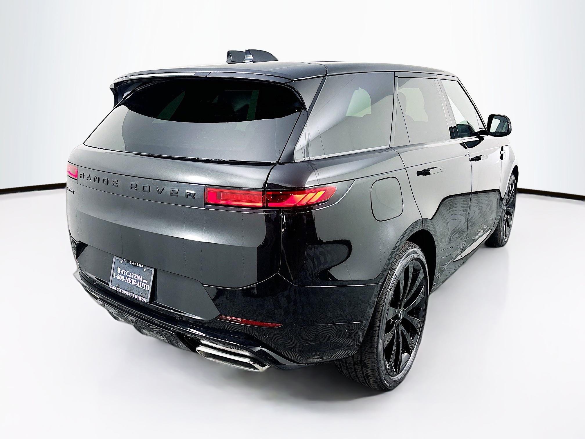 2025 Land Rover Range Rover Sport SE photo 5
