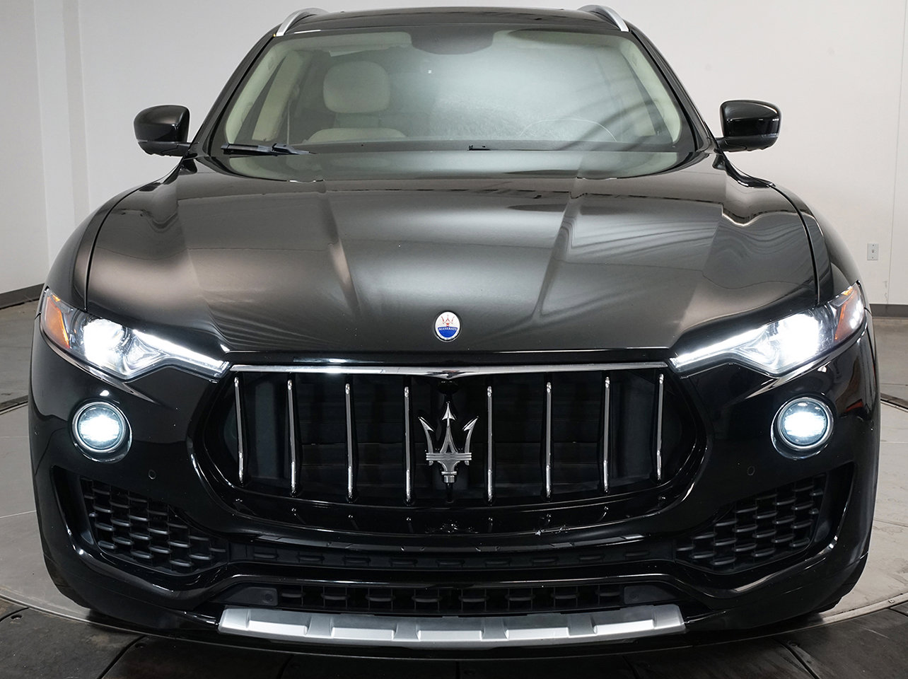 2018 Maserati Levante GranLusso photo 3