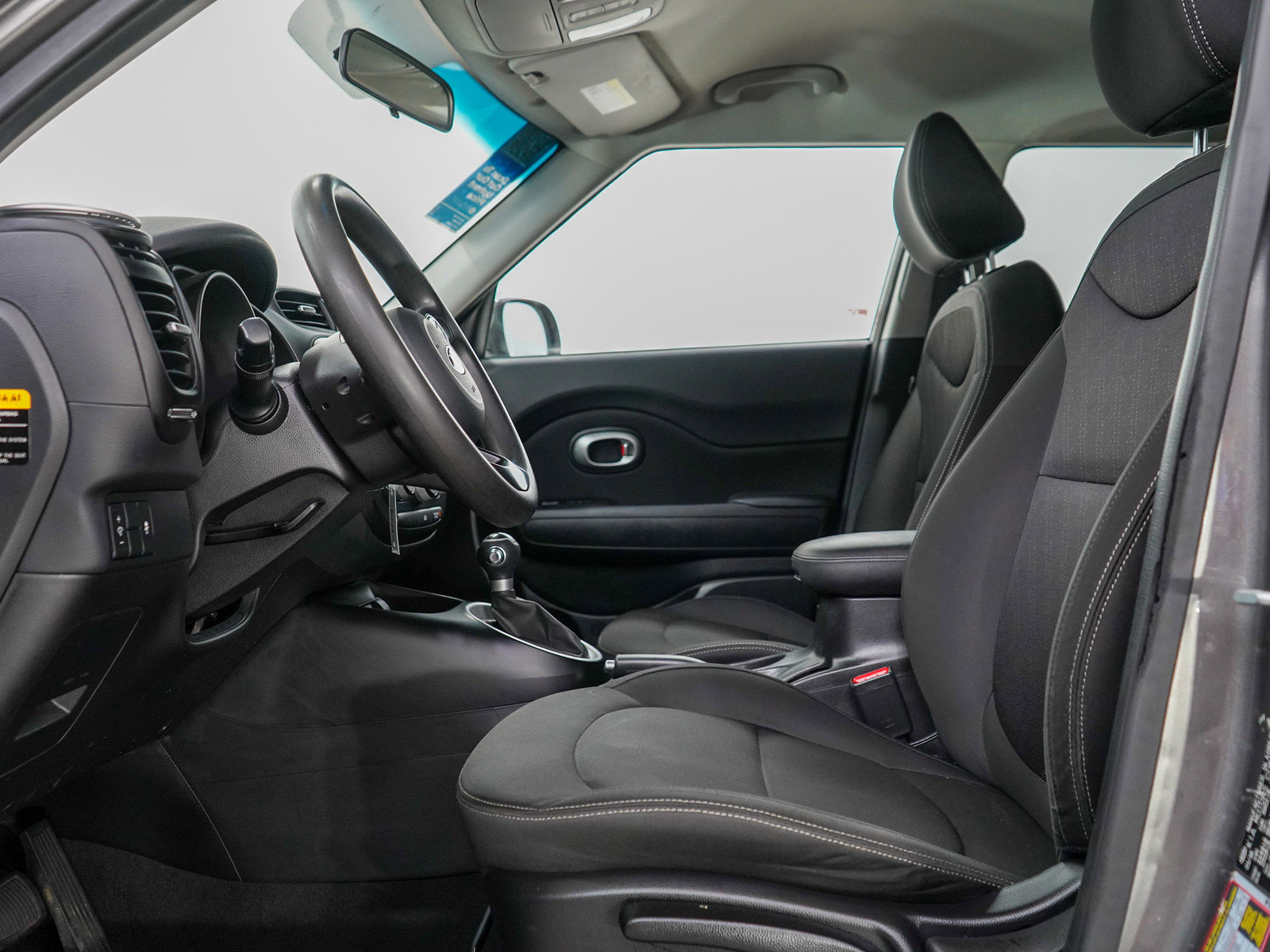 2016 Kia Soul Base photo 16
