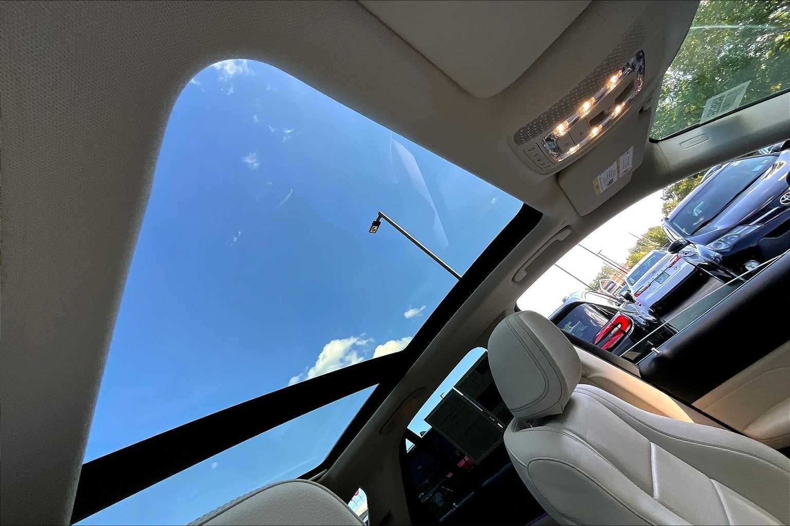 2022 Mercedes Benz GLE 350 4MATIC photo 13