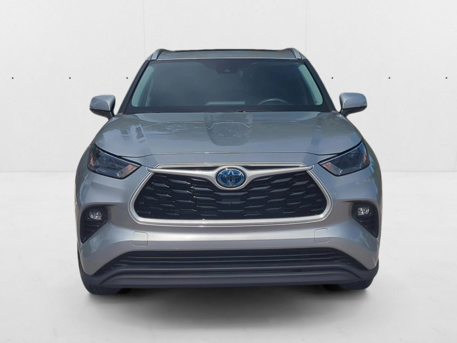 2023 Toyota Highlander Hybrid XLE photo 2