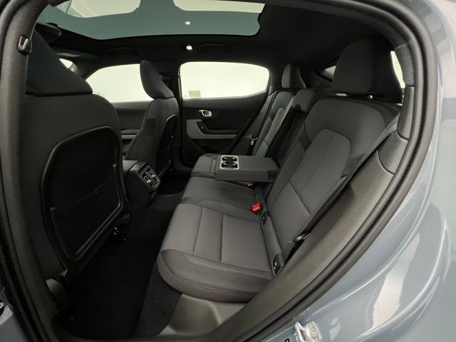 2022 Polestar PS2 e-AWD photo 38