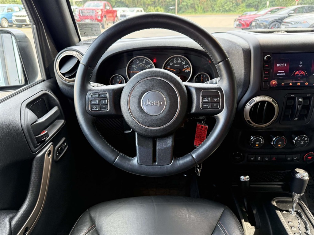 2017 Jeep Wrangler Unlimited Sahara photo 16