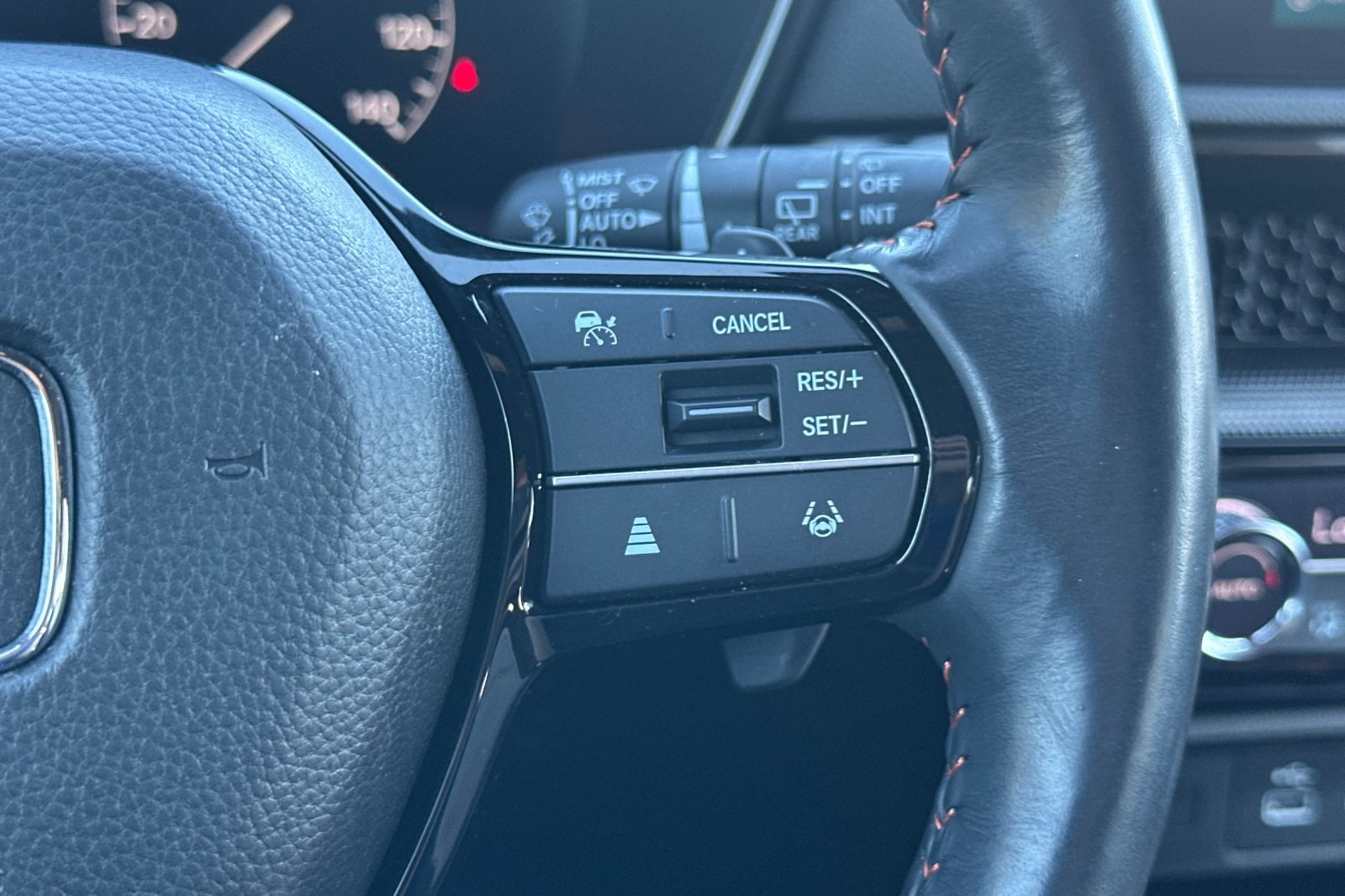 2023 Honda CR-V Hybrid Sport Touring photo 32