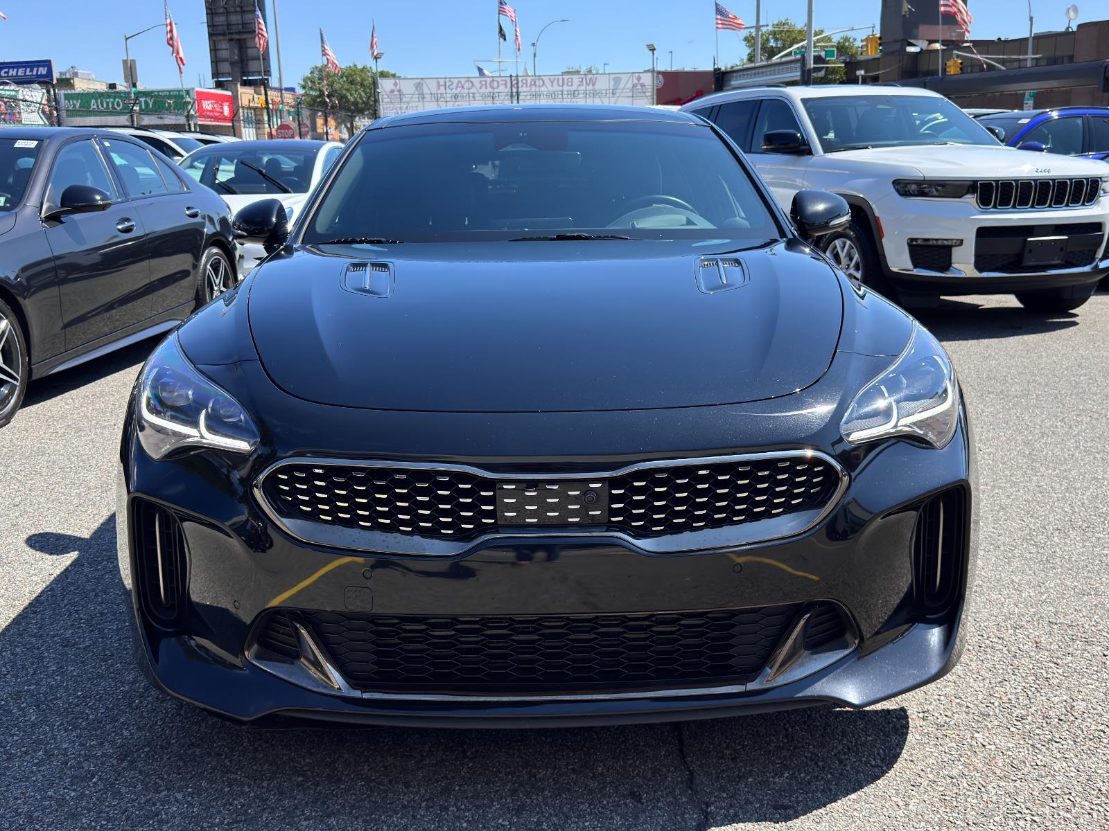 2022 Kia Stinger GT2 photo 2