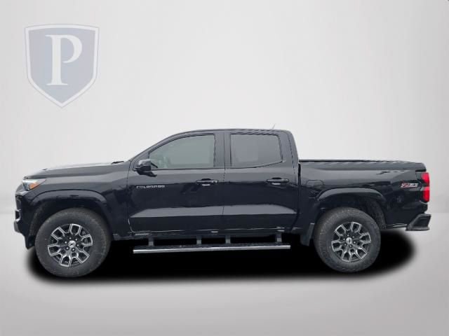 2025 Chevrolet Colorado Z71 photo 3
