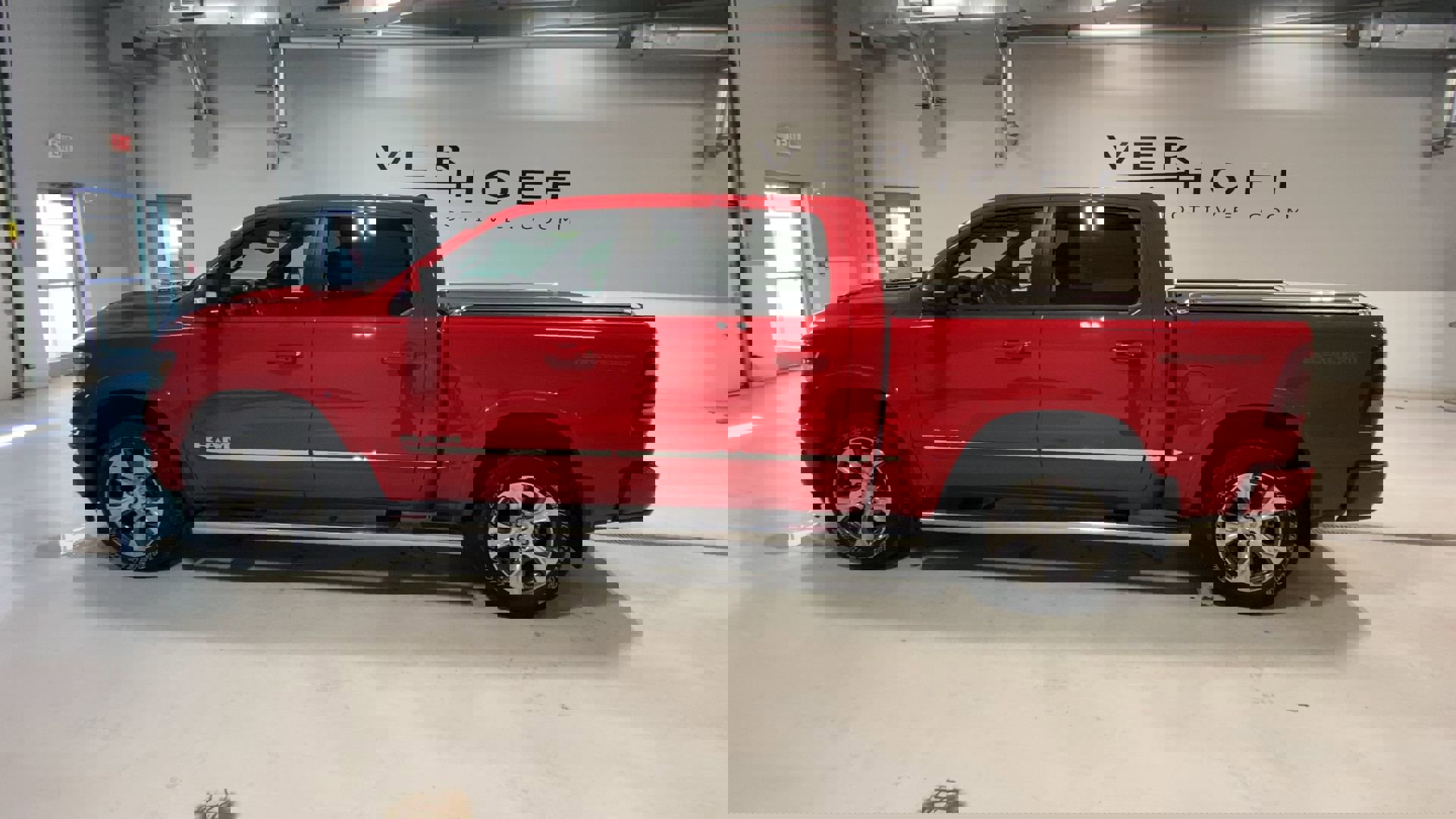 2022 Ram 1500 Laramie photo 5