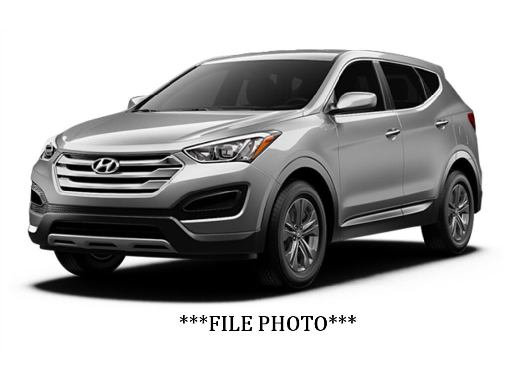 2018 Hyundai Santa Fe Base's photo