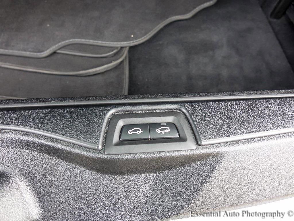 2023 BMW X7 - Image 26