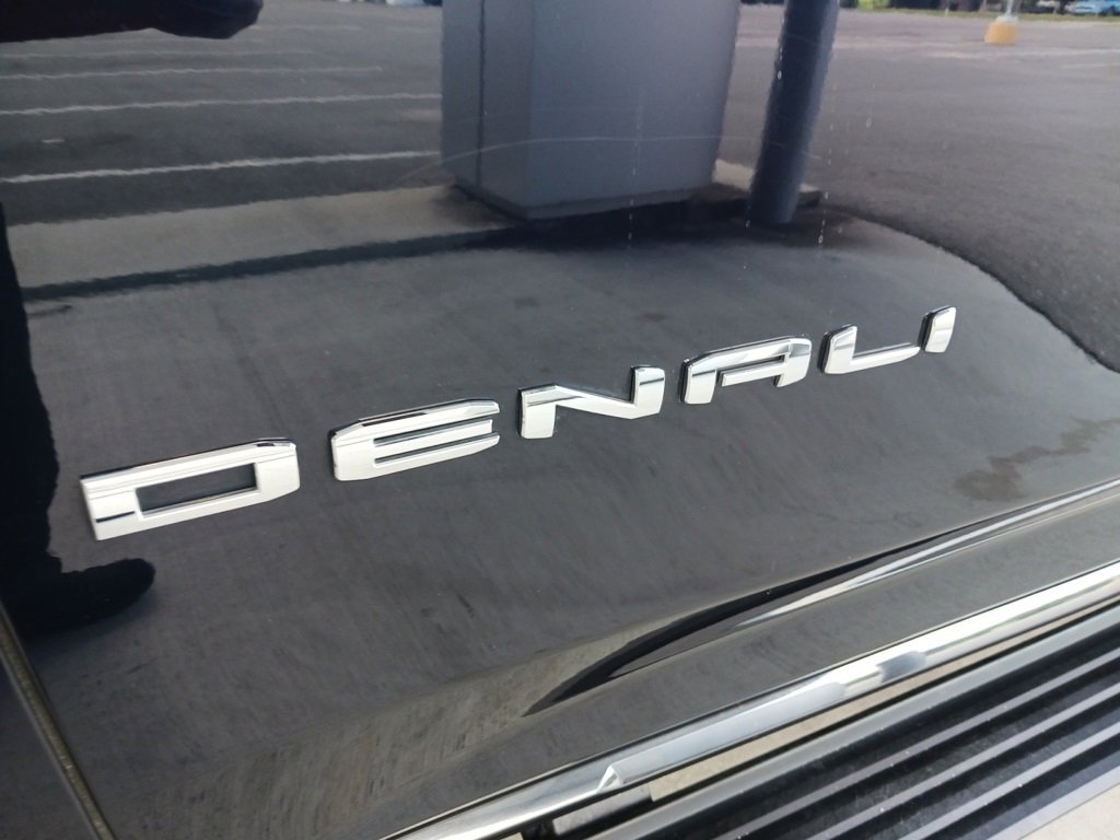 2024 Gmc Yukon Denali Ultimate photo 9