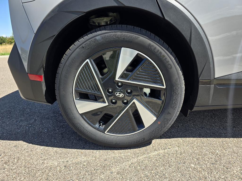 2025 Hyundai Ioniq 5 SEL photo 9