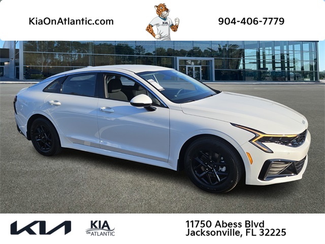 2025 Kia K5 LXS's photo