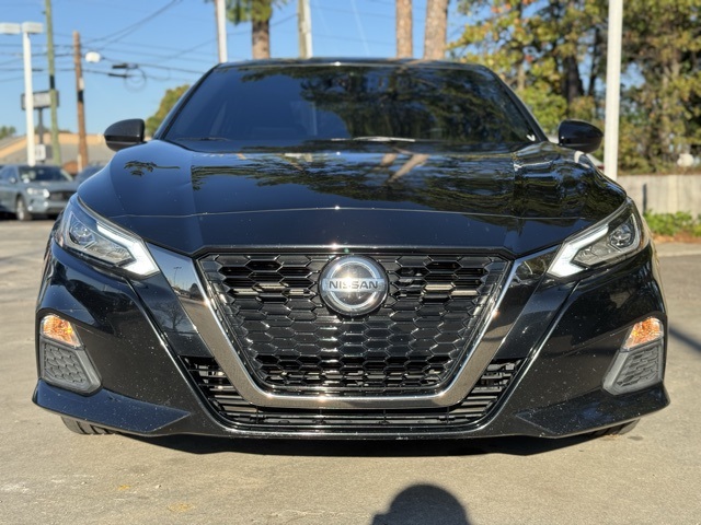 2021 Nissan Altima 2.5 SR photo 2