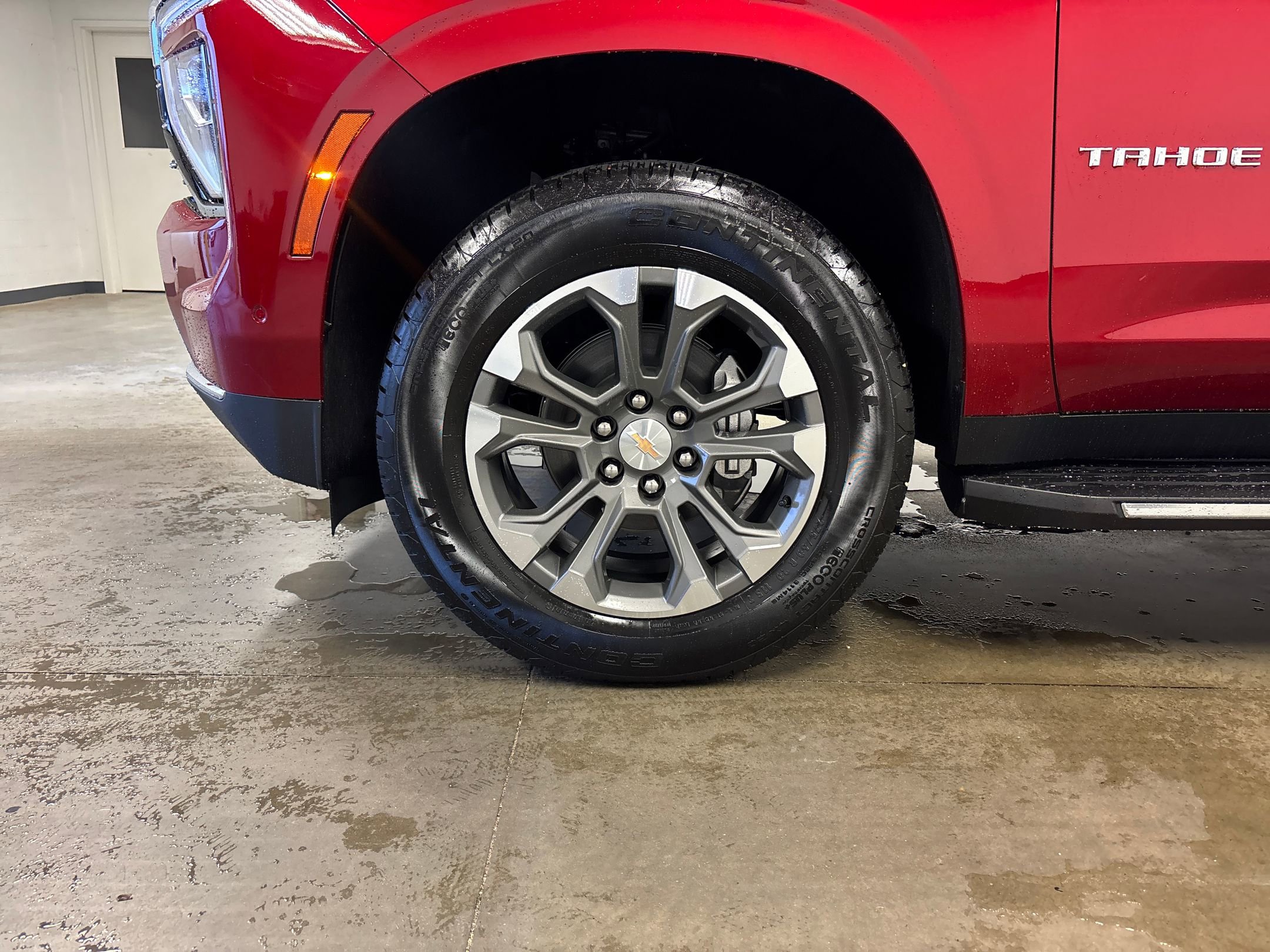 2025 Chevrolet Tahoe LT photo 10