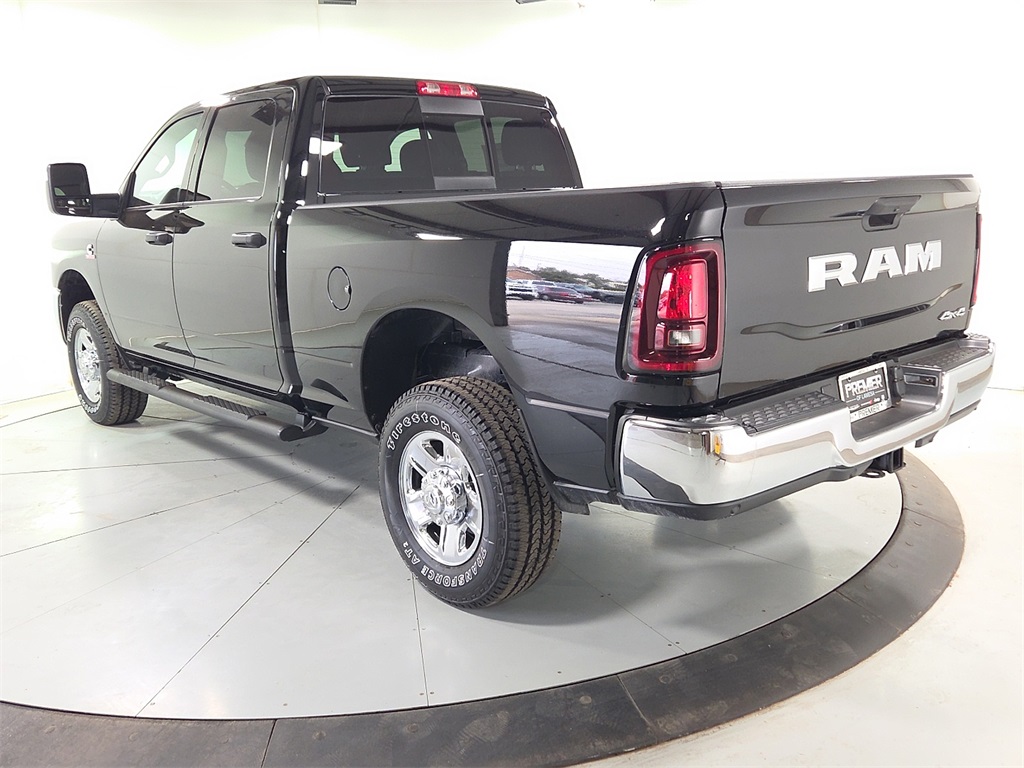 2026 Ram 2500 Tradesman photo 4