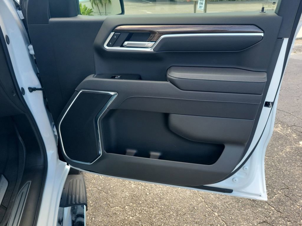 2026 Chevrolet Silverado 1500 LT photo 42
