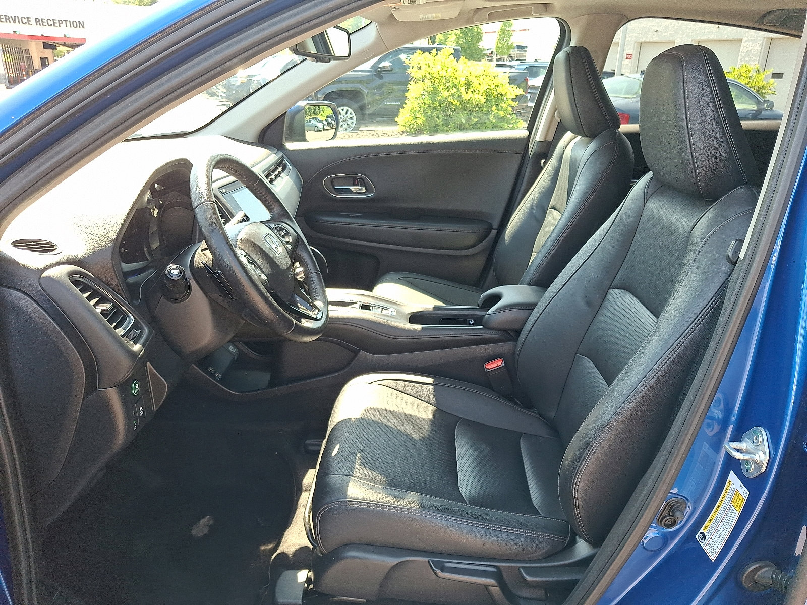 2022 Honda HR-V EX-L photo 12