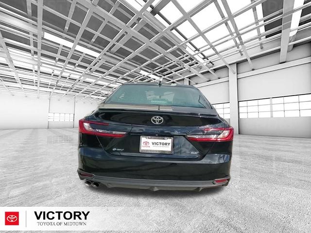 2025 Toyota Camry SE photo 4