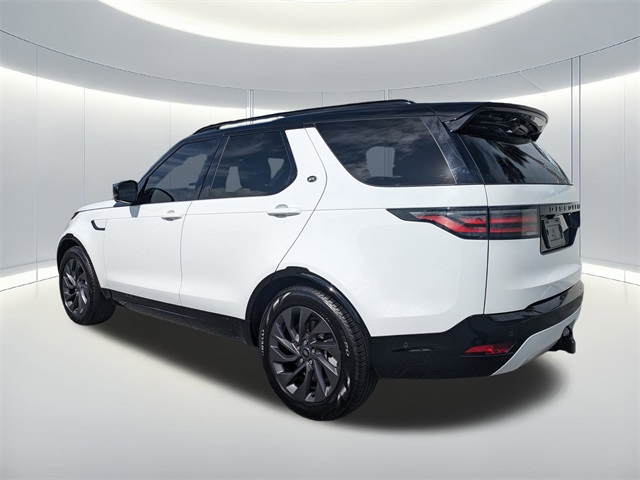 2024 Land Rover Discovery SE photo 4