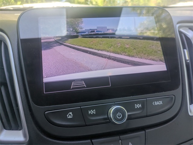 2023 Chevrolet Malibu LS photo 17