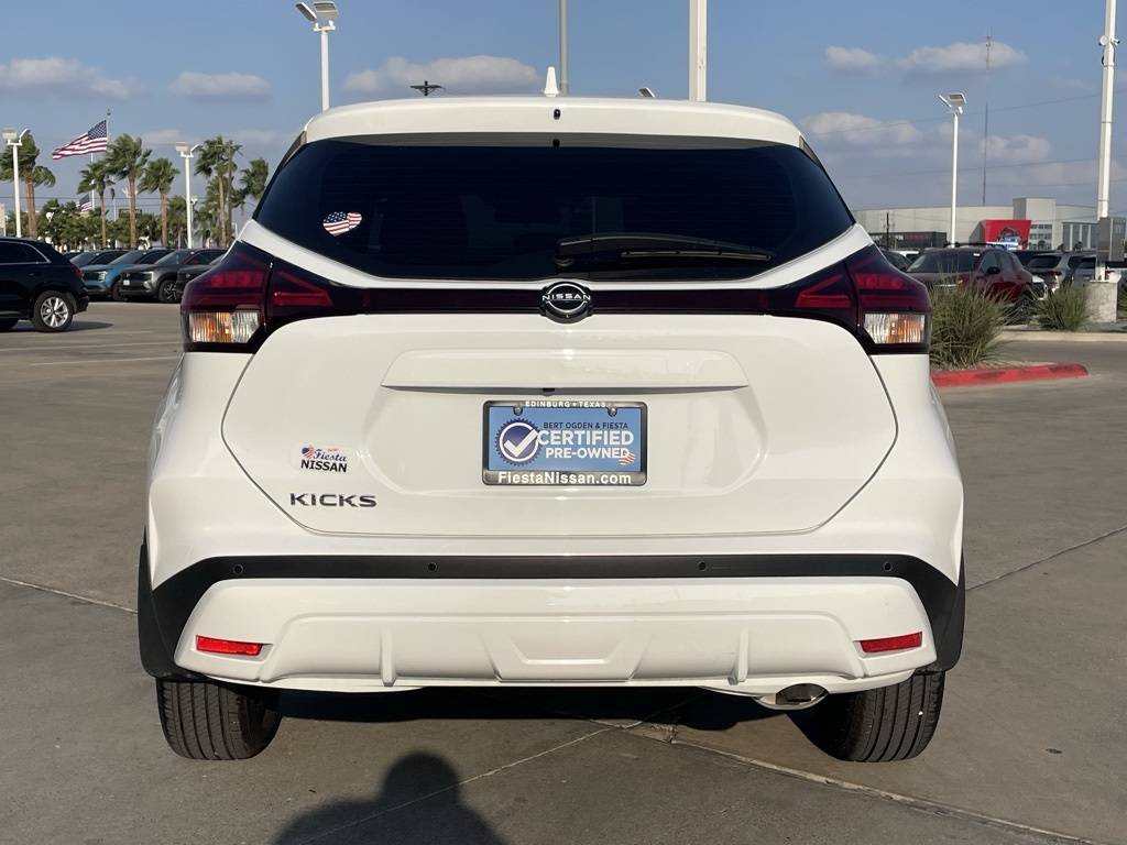 2025 Nissan Kicks Play S photo 4
