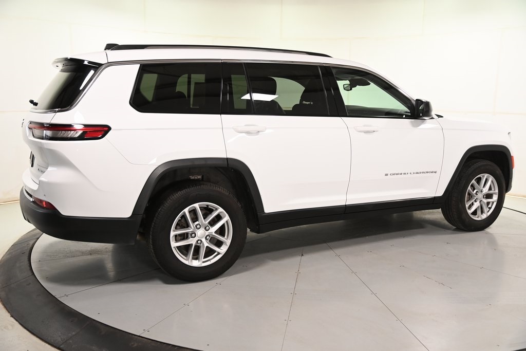 2023 Jeep Grand Cherokee Laredo photo 6
