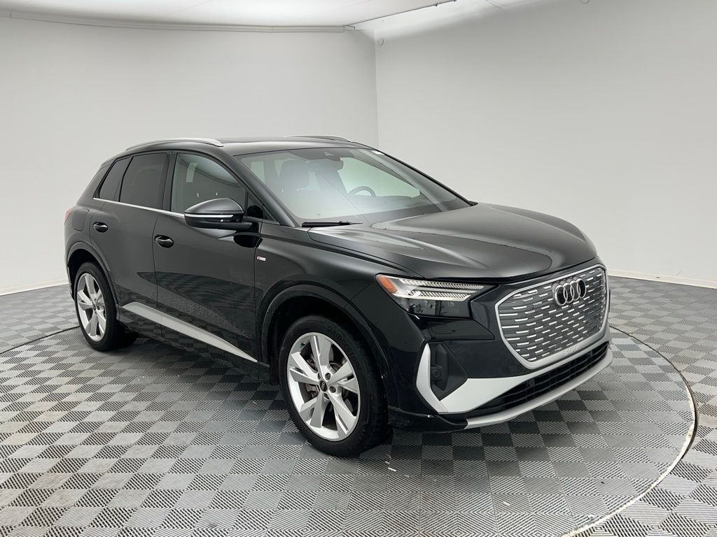 Used 2023 Audi Q4 e-tron Prestige with VIN WA1M2BFZ8PP072685 for sale in Des Plaines, IL