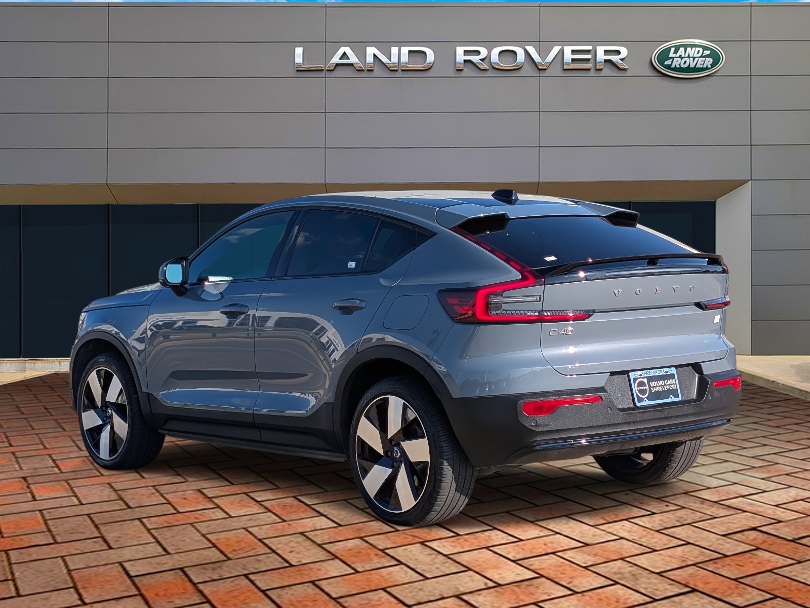 2023 Volvo C40 Recharge Ultimate photo 6